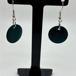 ✨5/$25✨ Green Dangle Earrings